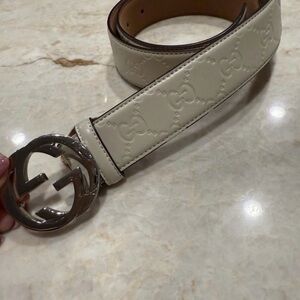 🤍🩶Gucci Off White Leather Belt with Silver Hardware🤍🩶